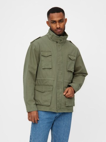 Derbe Between-Seasons Coat 'Milby' in Green: front