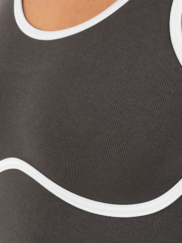 Smilodox Sporttop in Grijs