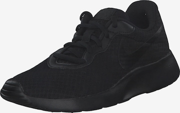 Baskets basses Nike Sportswear en noir : devant