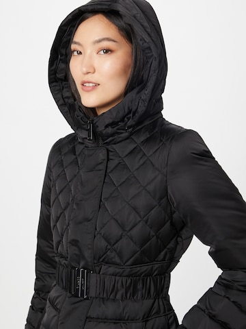GUESS Χειμερινό παλτό σε μαύρο