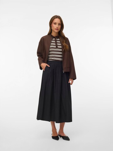 VERO MODA - Chaqueta de entretiempo 'VMIda' en marrón