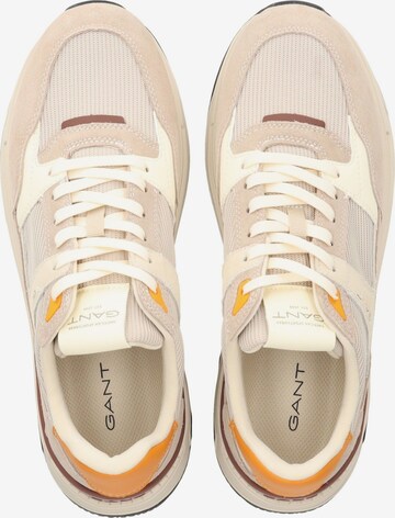 Sneaker bassa di GANT in beige