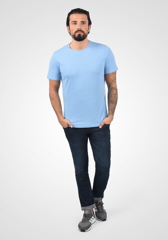 Casual Friday T-Shirt in Blau