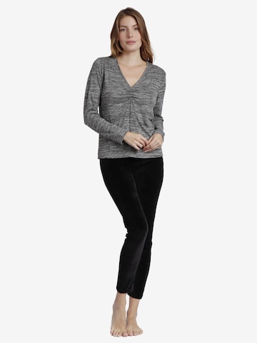admas - Top 'ADMAS Camiseta Manga Larga Calentita Nudo para Mujer' en gris: frente