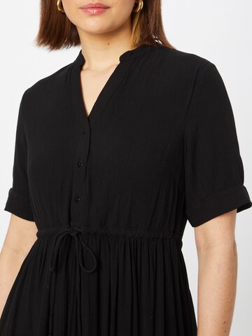 Robe-chemise 'Otena' PIECES en noir