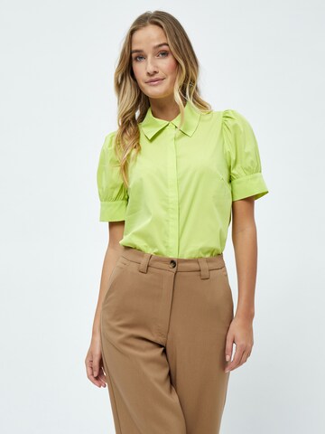 Peppercorn Blouse 'Molly' in Groen: voorkant