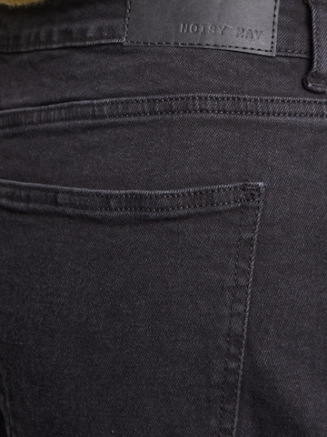 Noisy May Curve Regular Jeans 'NMYOLANDA' in Zwart