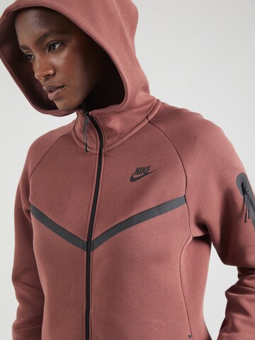 Giacca di felpa 'TECH FLEECE 2' di Nike Sportswear in rosso