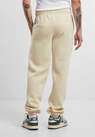 Urban Classics - Loosefit Pantalón 'Essential' en beige