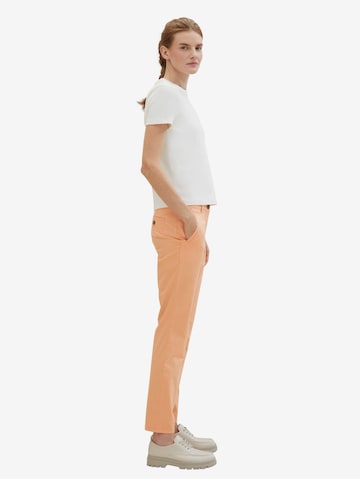 TOM TAILOR - Slimfit Pantalón chino en naranja