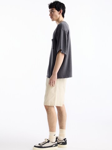 Pull&Bear Loosefit Shorts in Beige