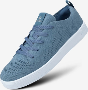Baskets basses GIESSWEIN en bleu : devant
