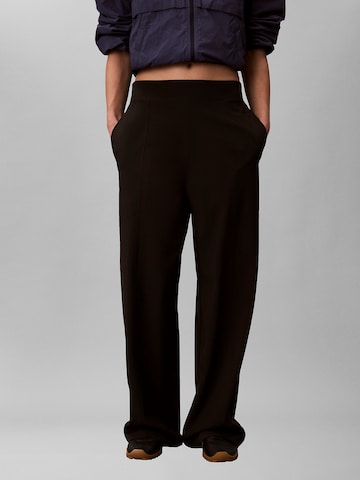 Calvin Klein Wide leg Broek 'Commuter' in Zwart: voorkant