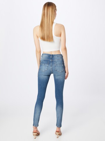 CULTURE Slimfit Jeans 'Corina' i blå