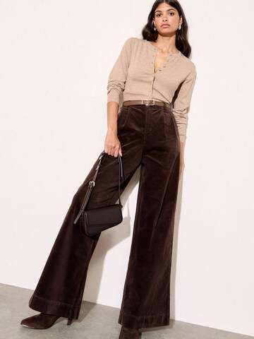 Friends Like These Wide leg Παντελόνι πλισέ σε καφέ
