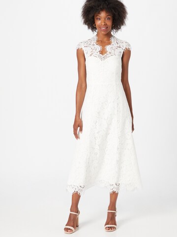 IVY OAK Evening Dress in White: front