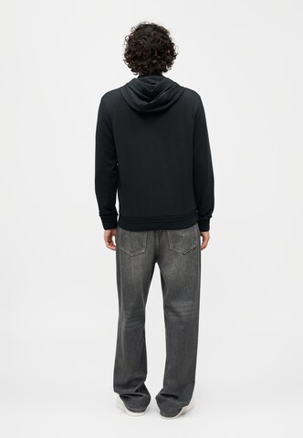 BOGNER - Sudadera con cremallera 'FOREST' en negro: atrás