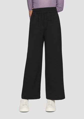 s.Oliver Wide Leg Hose in Schwarz: Vorderseite