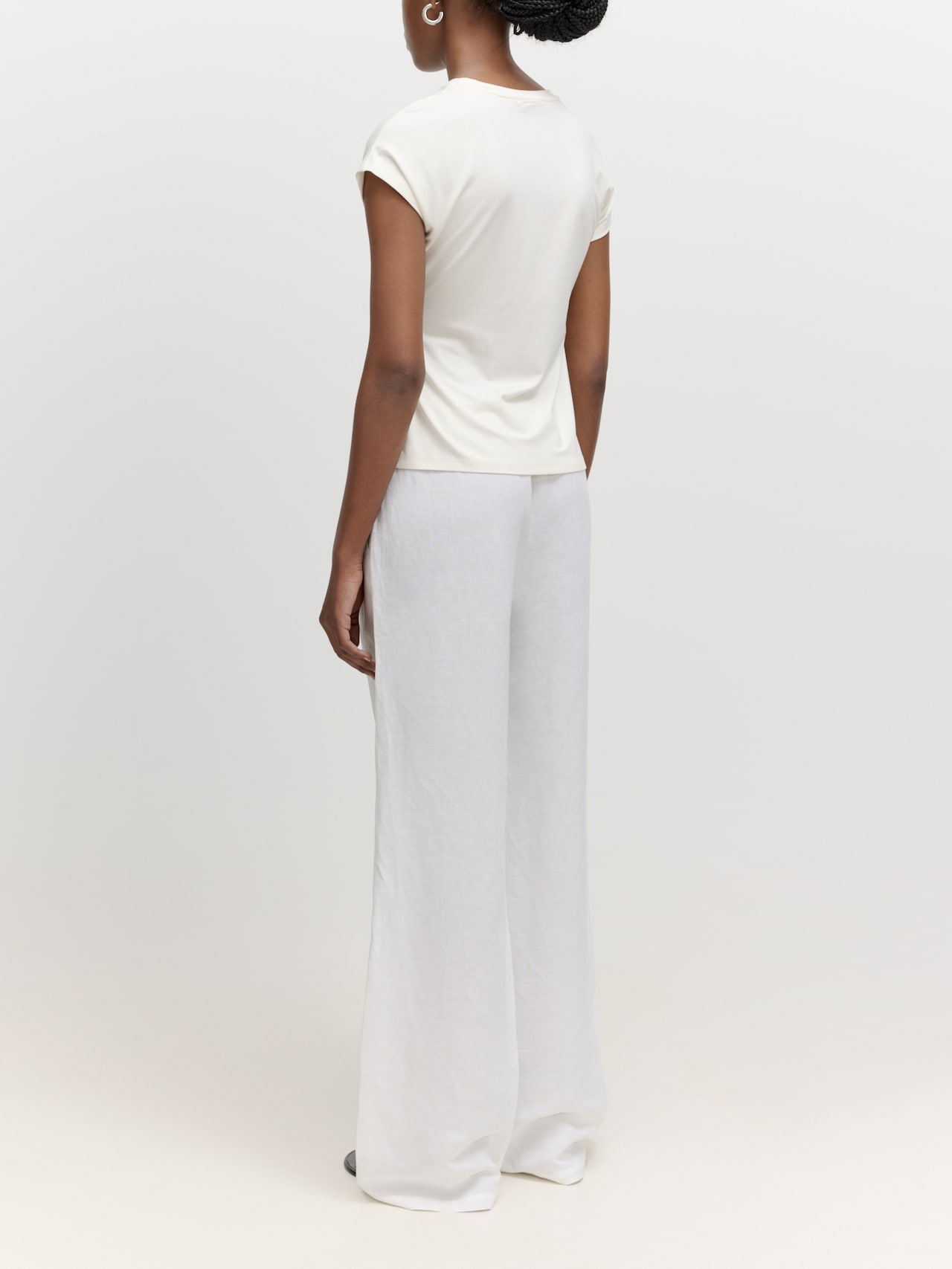 EDITED Produkte Shirt 'Ihana' weiß