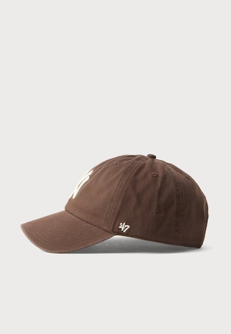 47 Cap '47 CLEANUP NEYYAN' in Braun