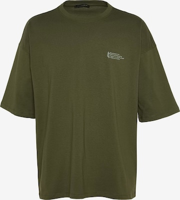 T-Shirt Trendyol en vert : devant