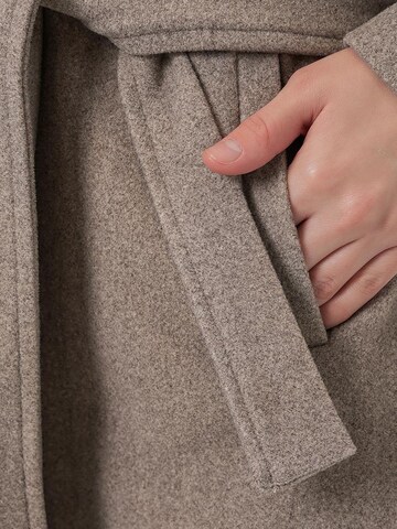 Bigdart - Sobretudo meia-estação em cinzento