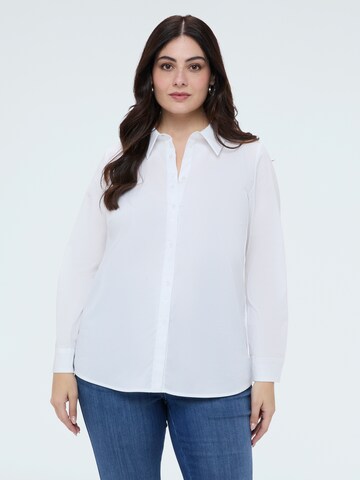 Chemisier Fiorella Rubino en blanc