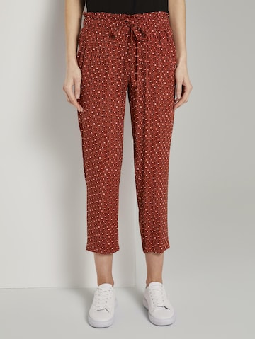 Loosefit Pantalon TOM TAILOR en marron : devant