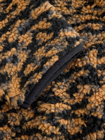 Next Sweter w kolorze brązowy