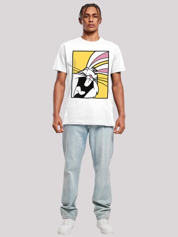 Maglietta 'Looney Tunes Bugs Bunny Laughing' di F4NT4STIC in bianco