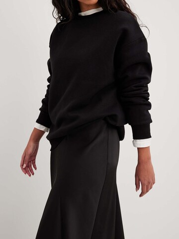 NA-KD Sweatshirt in Black: front