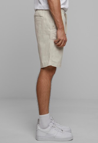 Urban Classics Regular Shorts in Grau