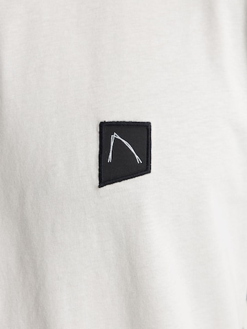 CHASIN' Shirt 'Motan' in Grey