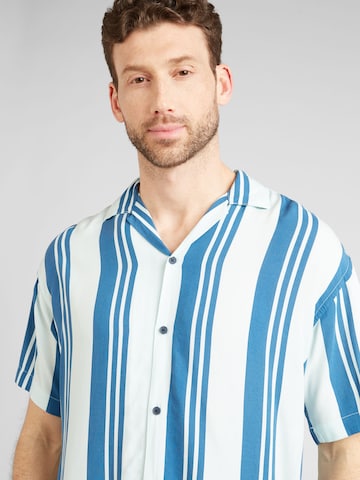 JACK & JONES - Ajuste confortable Camisa 'Jeff' en azul