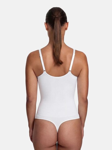 Body modelant 'Sculpting Shapewear mit String' cfab (formerly creamy fabrics) en blanc