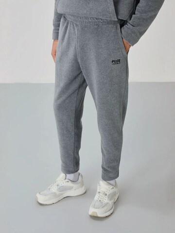 Regular Pantalon Tommy Life en gris
