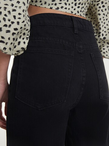 Regular Jeans 'Marit' de la EDITED pe negru