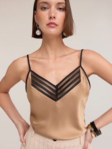 MOTIVI Top in Beige