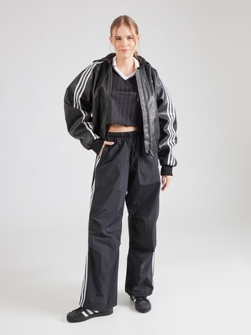 ADIDAS ORIGINALS - Camiseta en negro