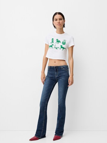 Flared Jeans di Bershka in blu