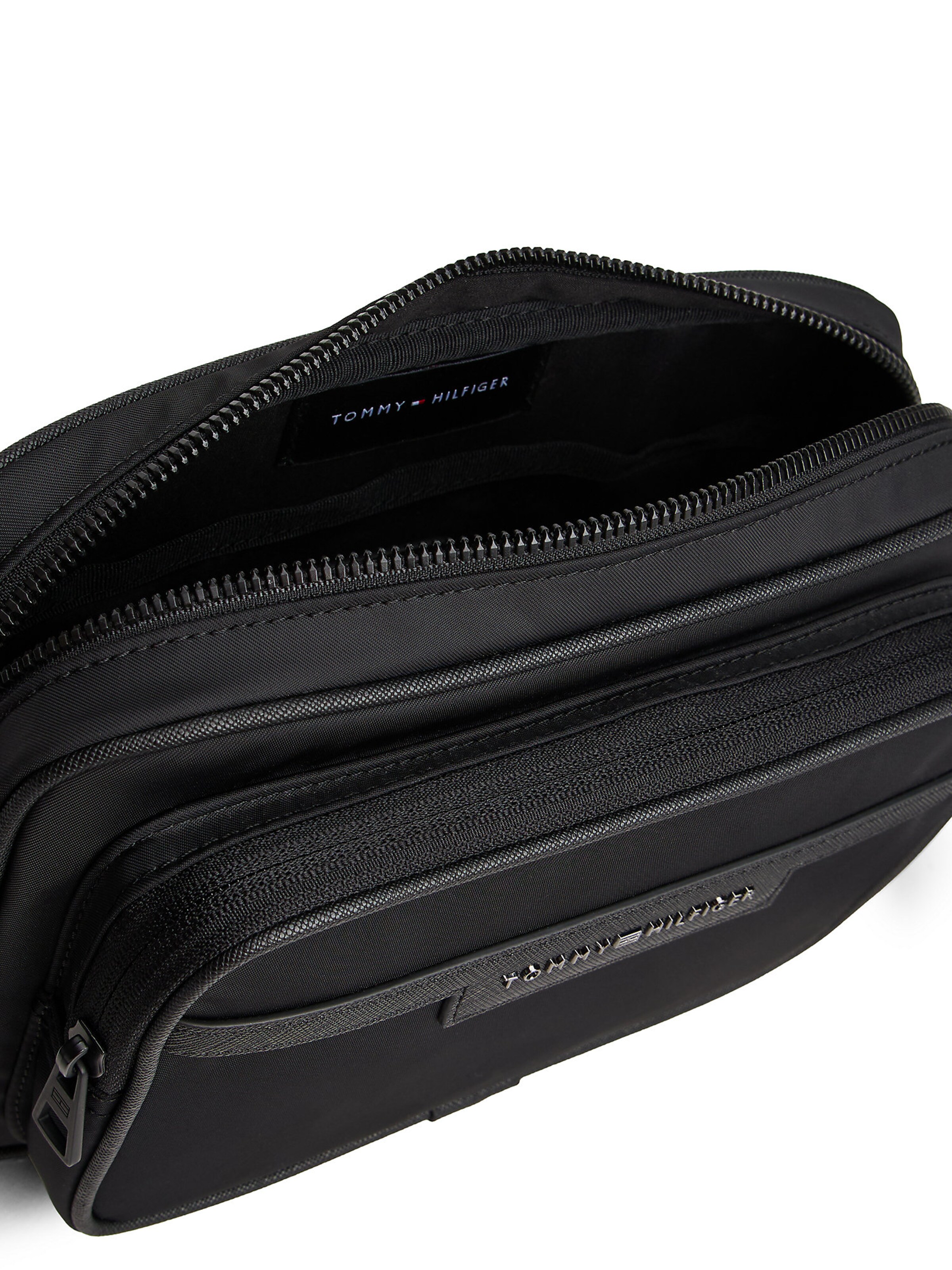 TOMMY HILFIGER Crossbody Bag in Black