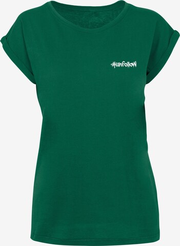 Merchcode Shirt 'Unfollow' in Groen: voorkant