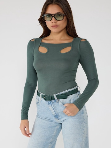 No Matter What Shirt in Groen