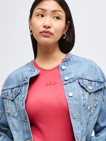 GAP T-Shirt in Rot