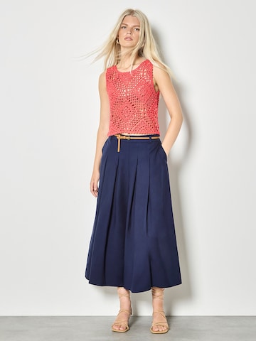 Haut ' ' Apricot en rouge