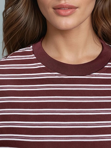 Busem - Camisa 'T-Shirts' em vermelho