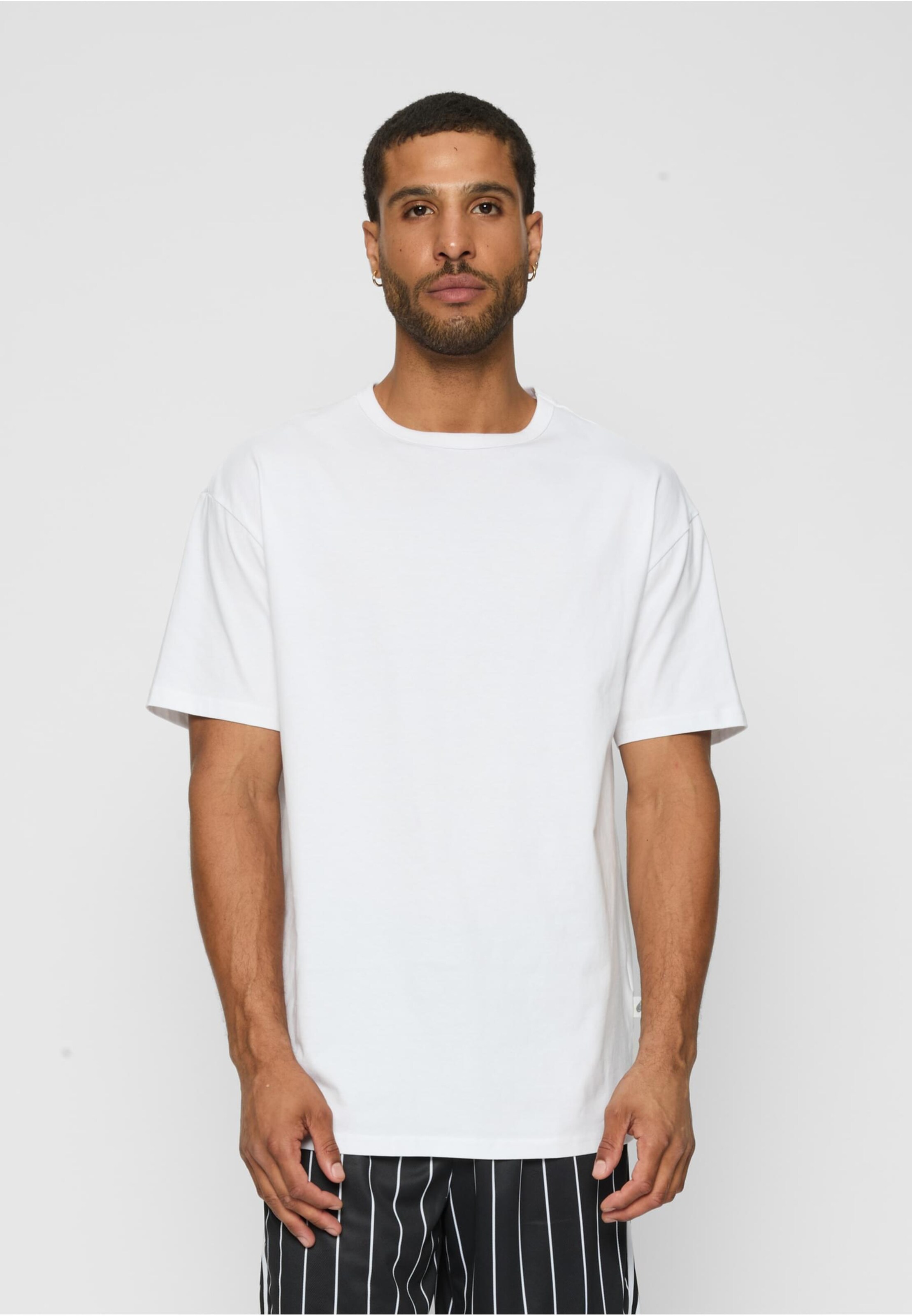 Maglie e t shirt taglie comode 4XL da uomo Compra online ABOUT YOU