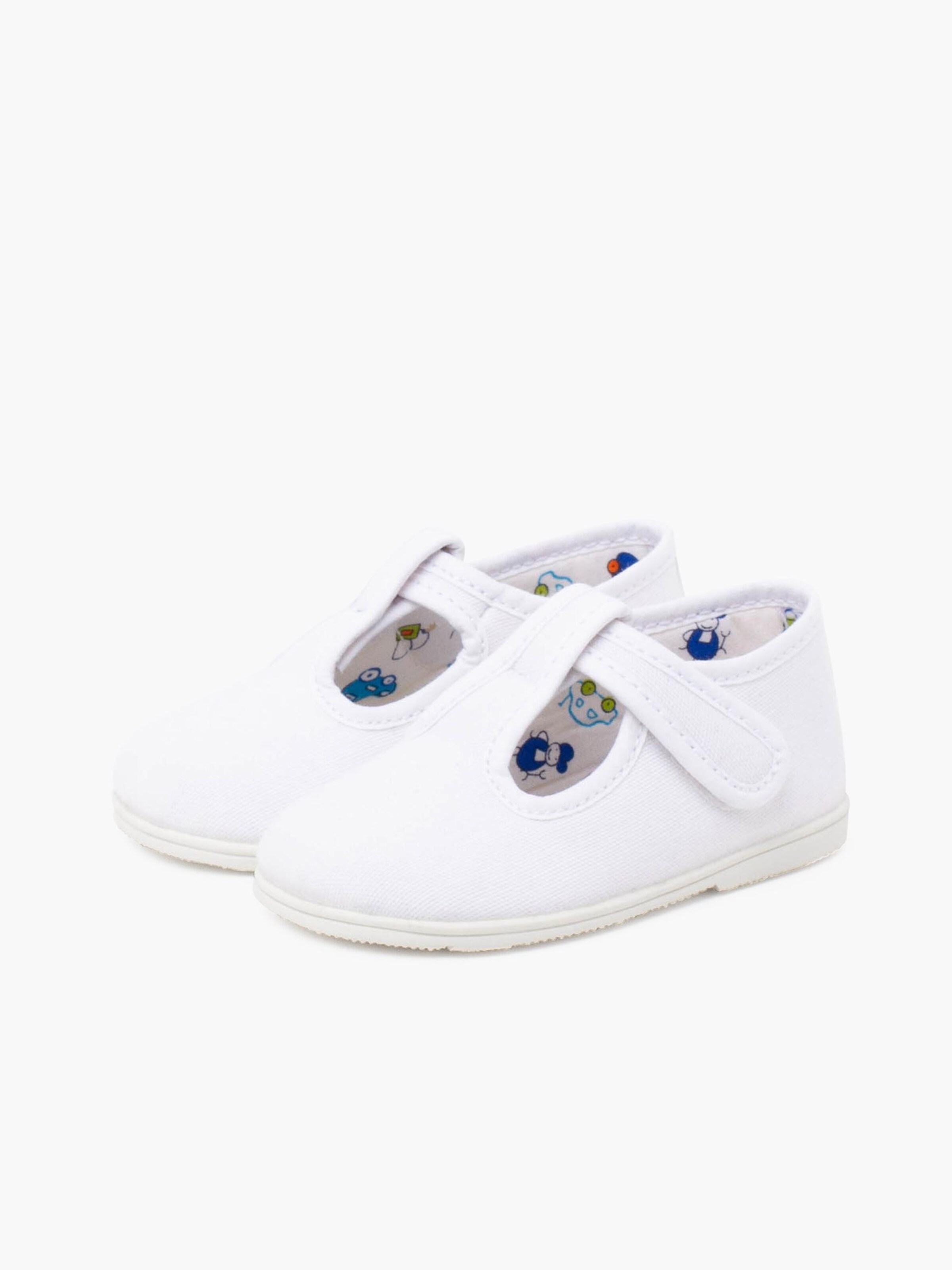 Pisamonas First-Step Shoes in White