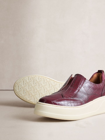 Sneaker bassa di Next in rosso