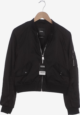 Pull&Bear Jacke M in Schwarz: Vorderseite